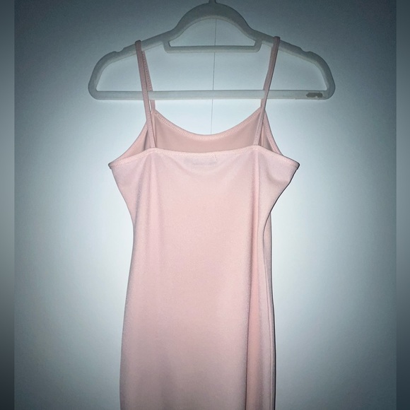 BABY PINK SNATCHED DRESS - Picture 5 of 6